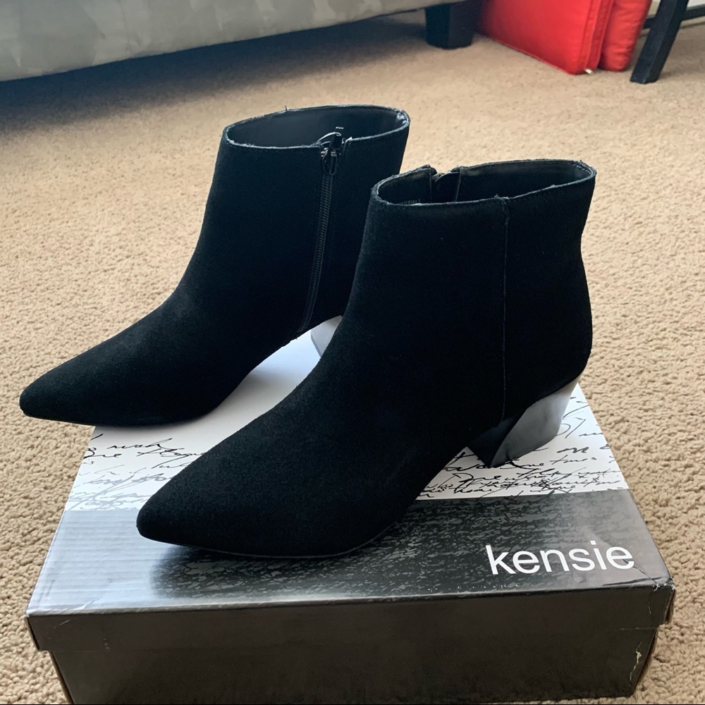 NEW Kensie Black Suede Heeled Bootie - Picture 7 of 14